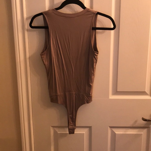 Olivaceous Bodysuit - Picture 3 of 3